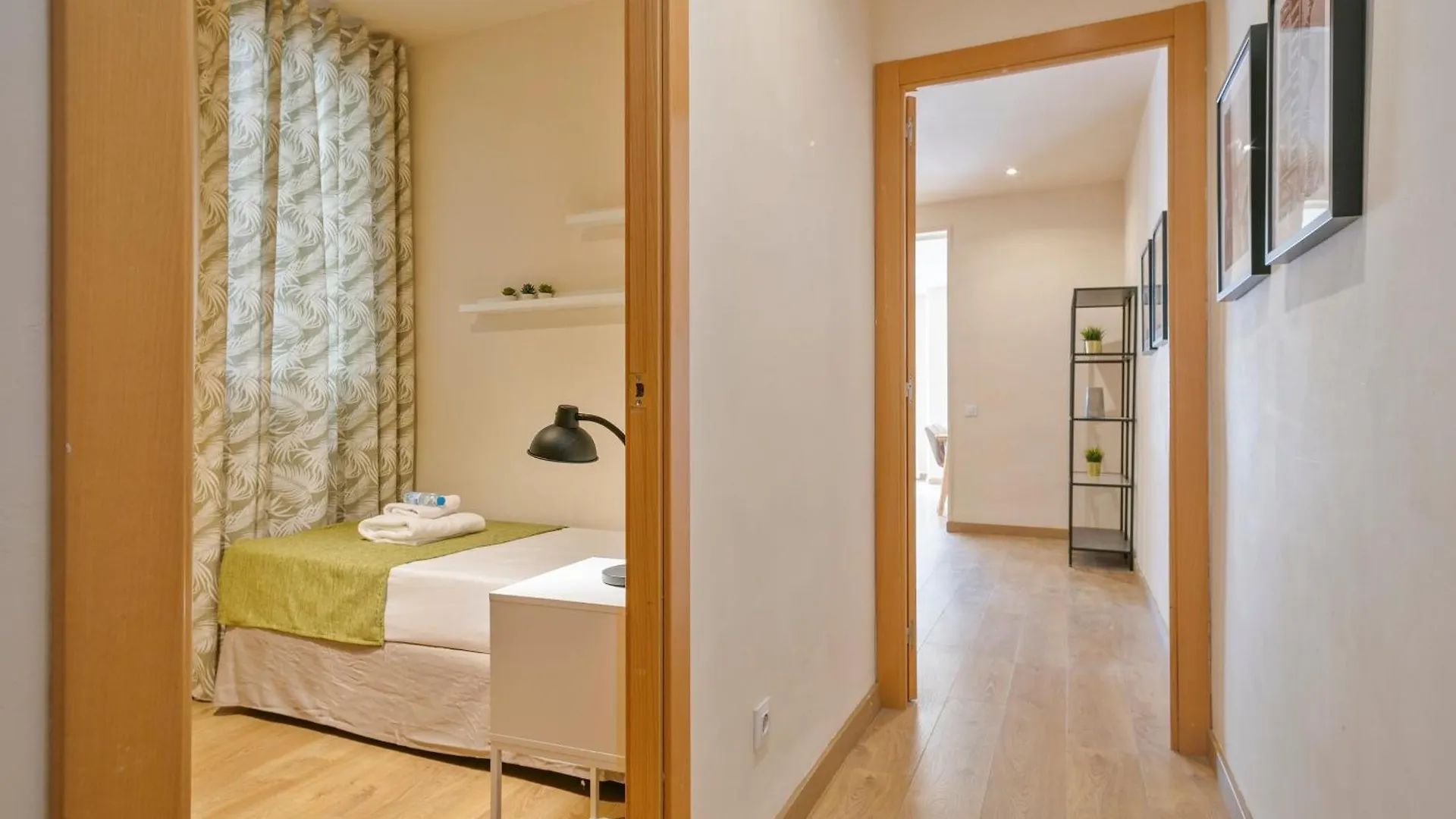Alcam Galileu P Apartment Barcelona Spain